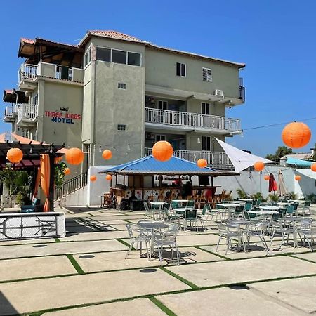 Three Kings Hotel Vertieres Bagian luar foto
