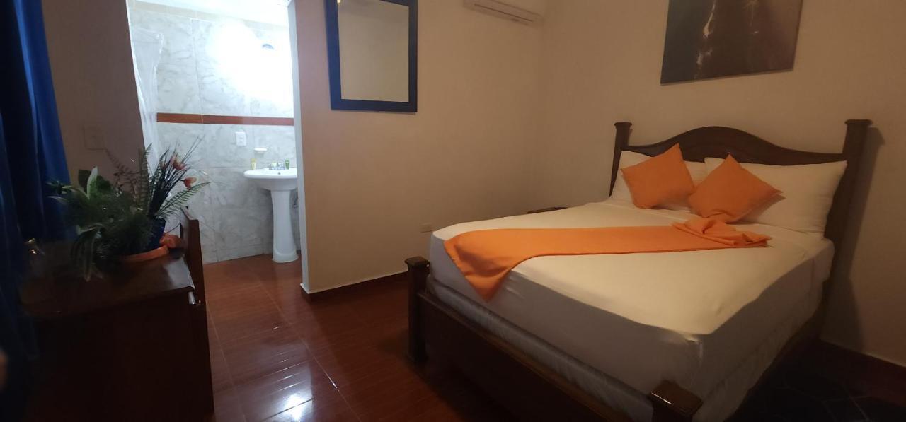 Three Kings Hotel Vertieres Bagian luar foto