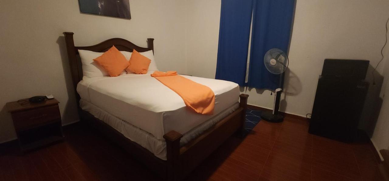 Three Kings Hotel Vertieres Bagian luar foto
